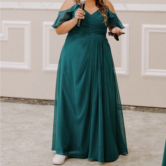 Azazie Dakota bridesmaid dress - Picture 1 of 5